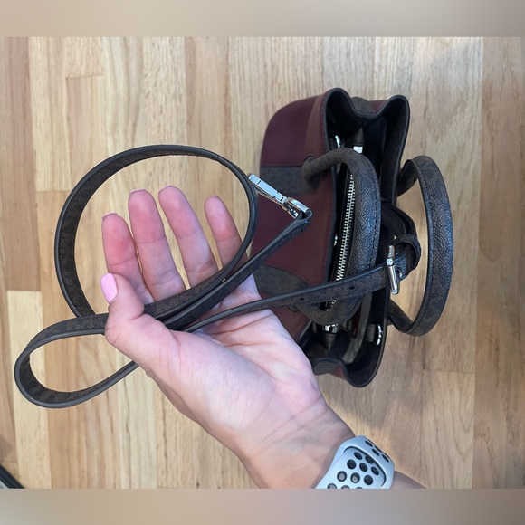 Michael Kors bag - Picture 3 of 3